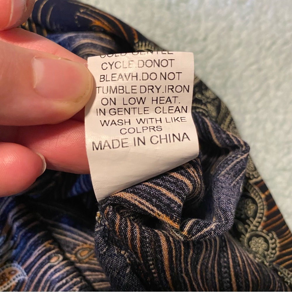 Bloomchic High Low Patterned Top - Picture 7 of 8